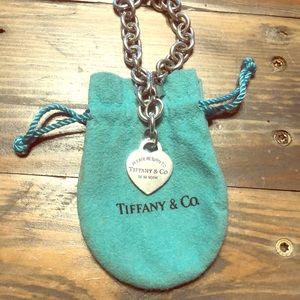 Return to Tiffany’s bracelet